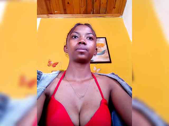 Sahsahsexy webcam