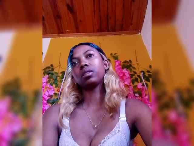 Sahsahsexy webcam