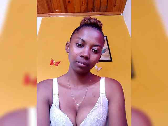 Sahsahsexy webcam