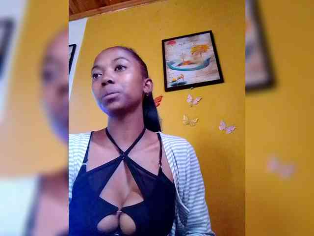 Sahsahsexy webcam