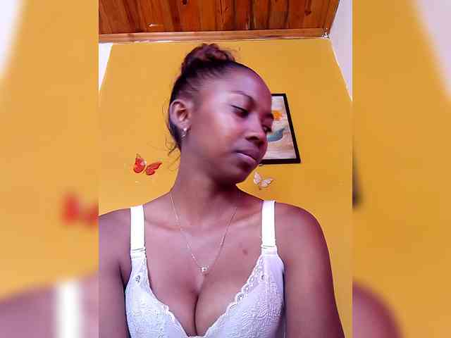 Sahsahsexy webcam