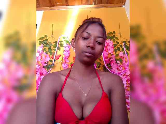 Sahsahsexy webcam