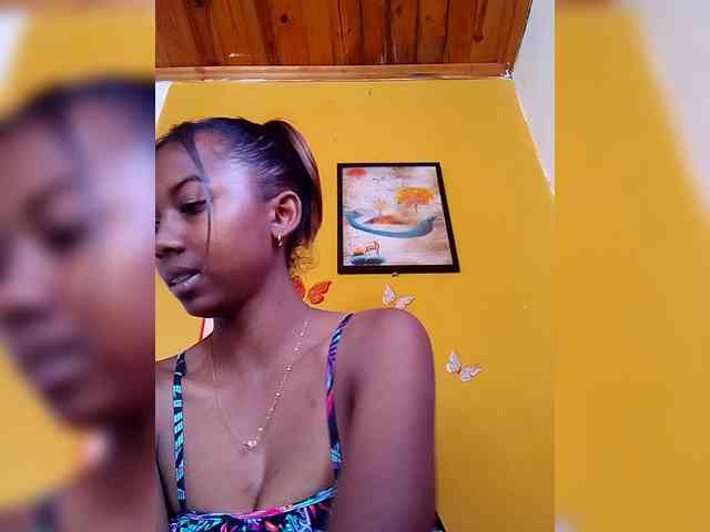 Sahsahsexy webcam