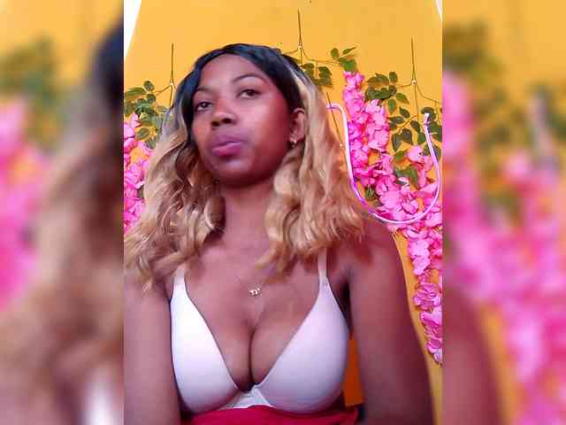Sahsahsexy webcam