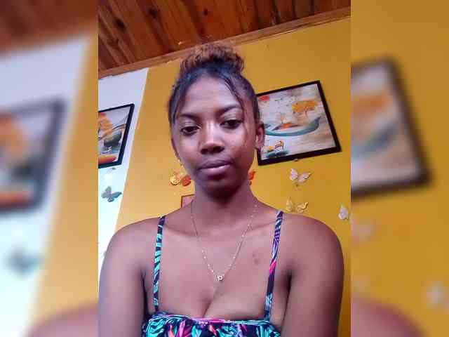 Sahsahsexy webcam