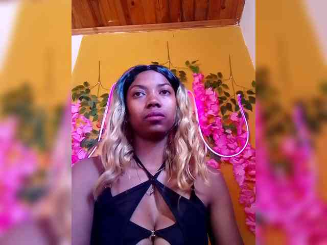 Sahsahsexy webcam