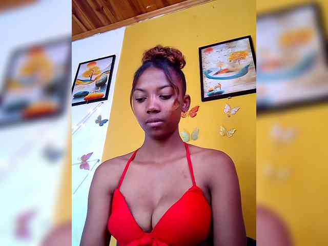 Sahsahsexy webcam