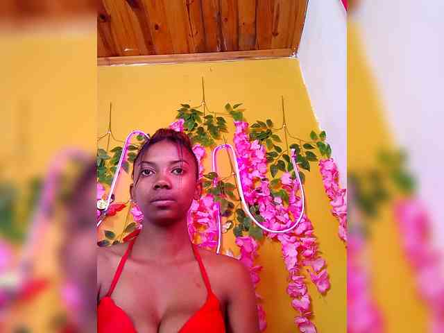 Sahsahsexy webcam