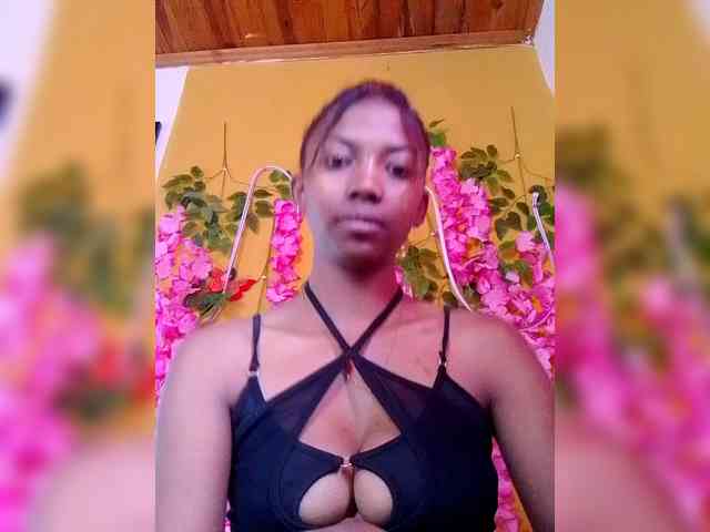 Sahsahsexy webcam