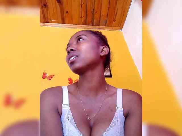 Sahsahsexy webcam