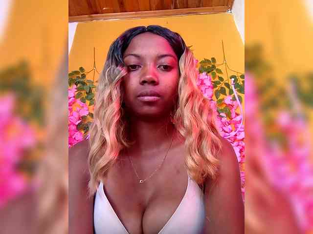 Sahsahsexy webcam