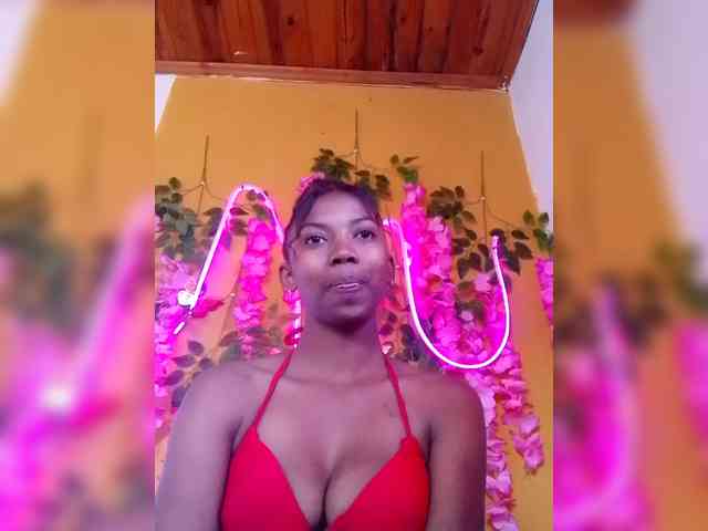 Sahsahsexy webcam