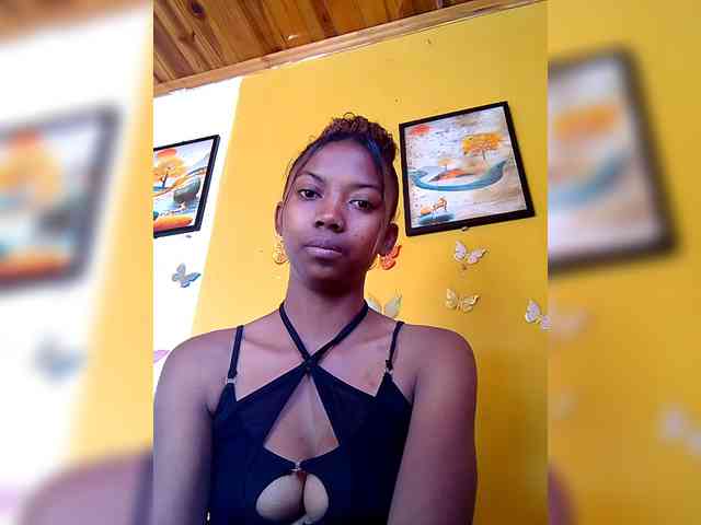 Sahsahsexy webcam