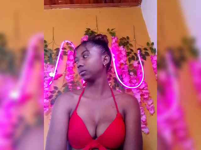 Sahsahsexy webcam