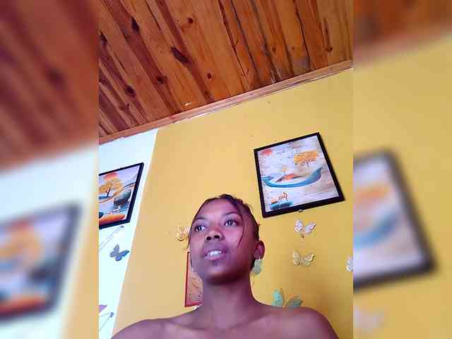 Sahsahsexy webcam