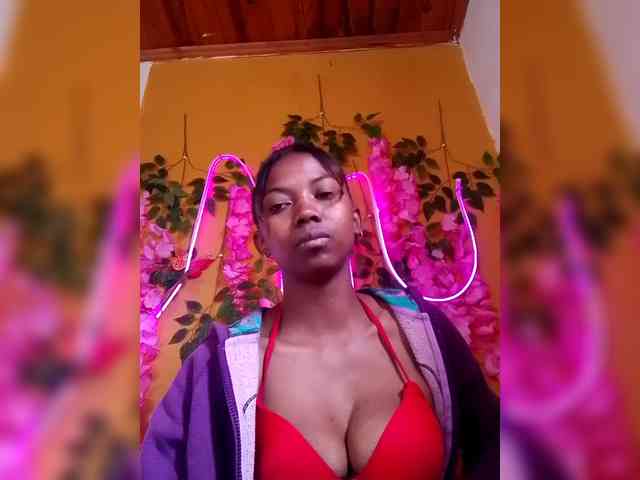 Sahsahsexy webcam