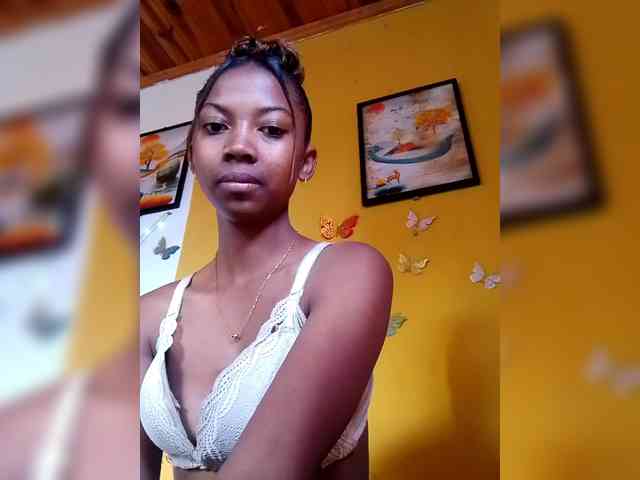 Sahsahsexy webcam