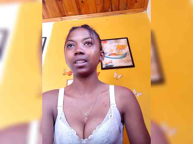 Sahsahsexy webcam
