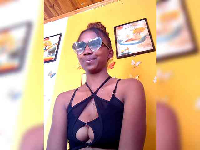 Sahsahsexy webcam
