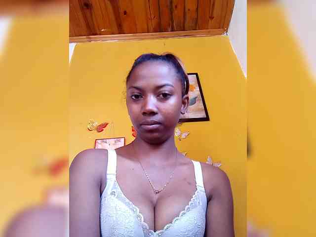Sahsahsexy webcam