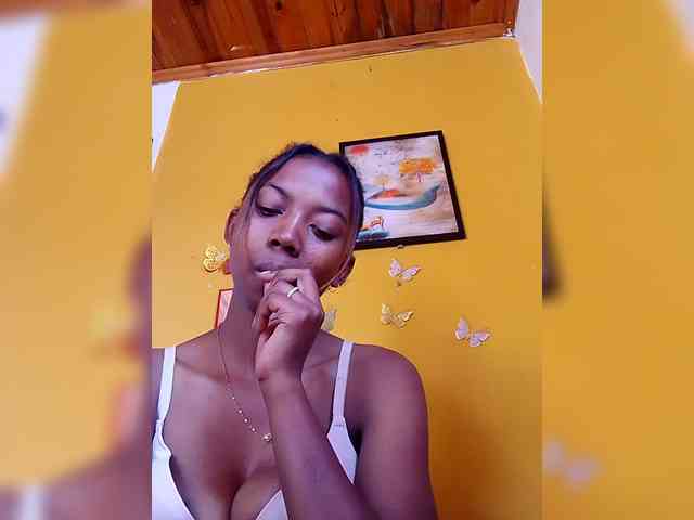 Sahsahsexy webcam