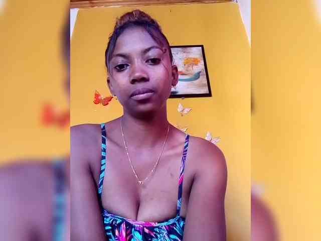 Modèle: Sahsahsexy