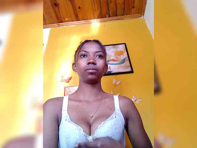 Sahsahsexy webcam