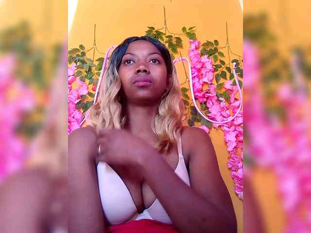 Sahsahsexy webcam