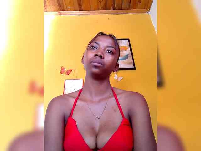 Sahsahsexy webcam