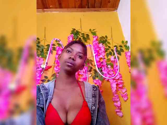 Sahsahsexy webcam