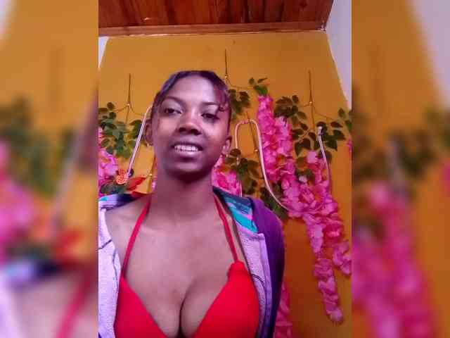 Sahsahsexy webcam
