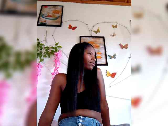 Sahsahsexy webcam