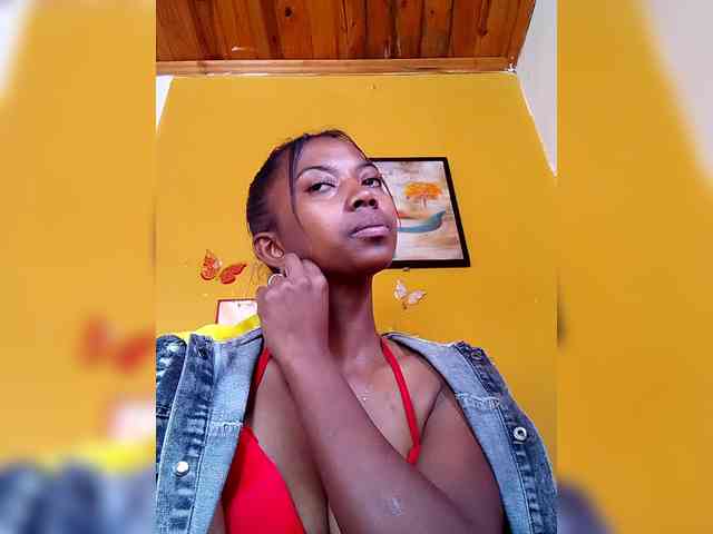 Sahsahsexy webcam