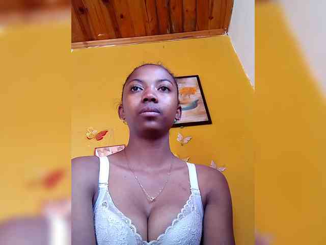 Sahsahsexy webcam