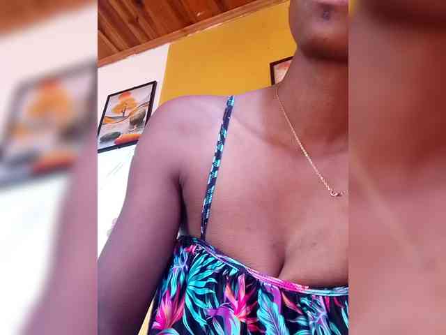 Sahsahsexy webcam
