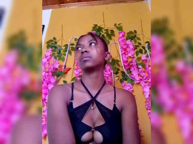 Sahsahsexy webcam