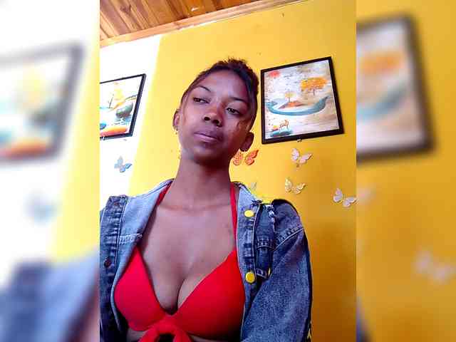 Sahsahsexy webcam