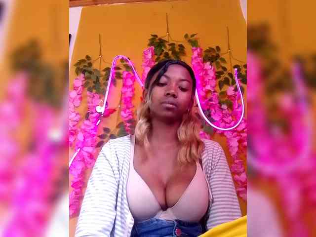 Sahsahsexy webcam