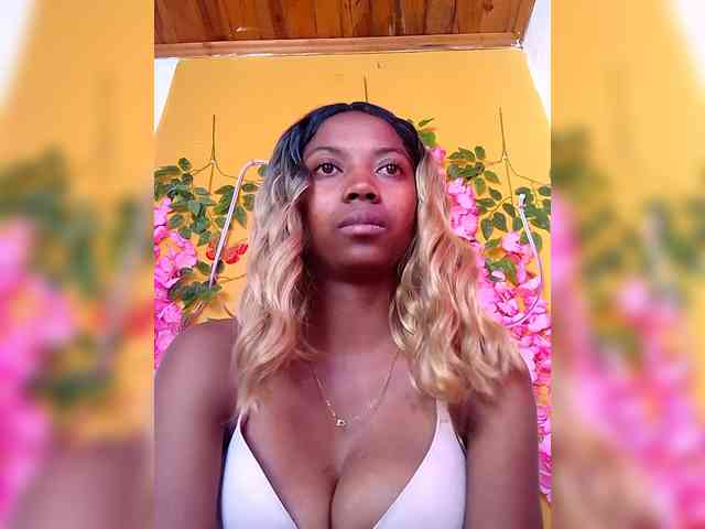 Sahsahsexy webcam