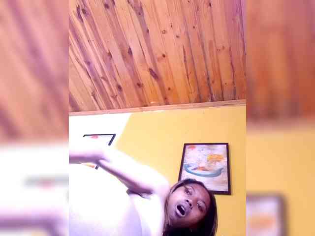 Sahsahsexy webcam