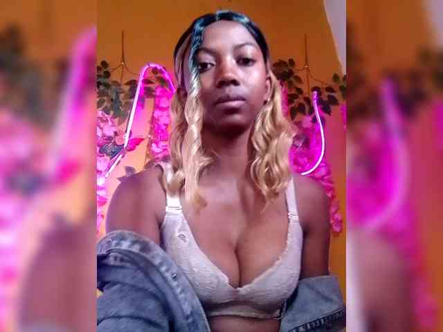 Sahsahsexy webcam
