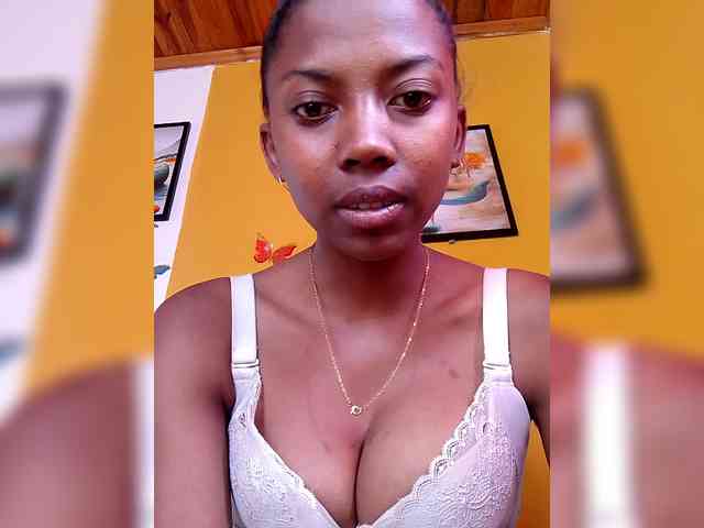 Sahsahsexy webcam
