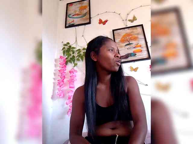 Sahsahsexy webcam