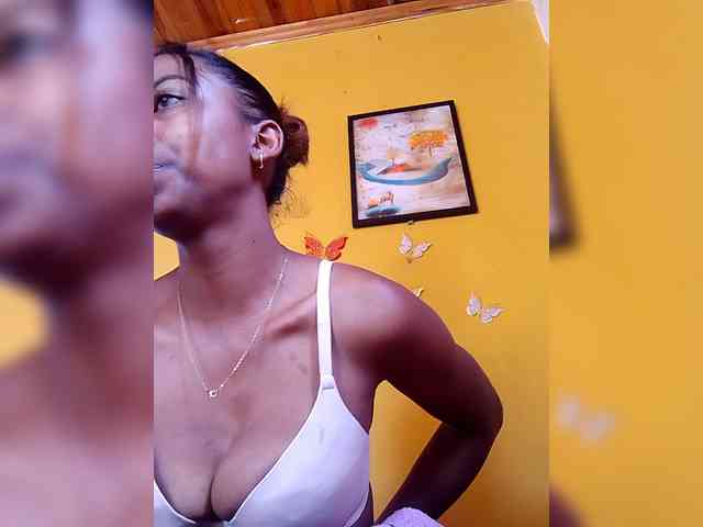 Sahsahsexy webcam