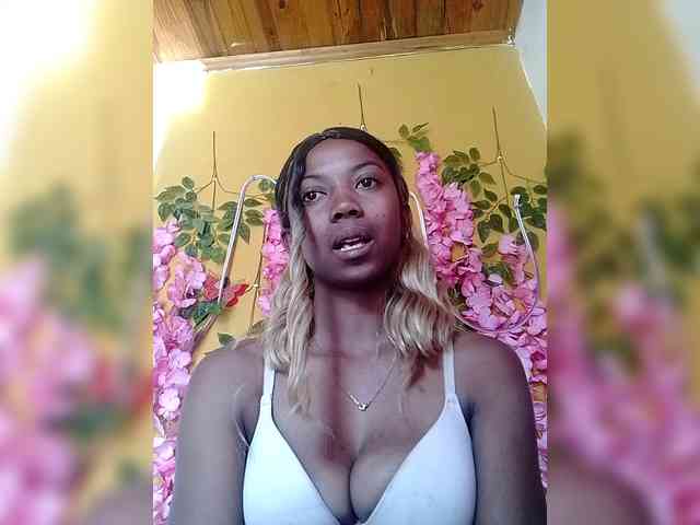 Sahsahsexy webcam