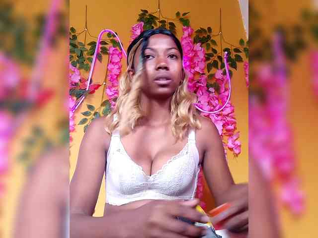 Sahsahsexy webcam