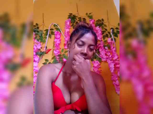 Sahsahsexy webcam