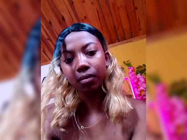 Sahsahsexy webcam
