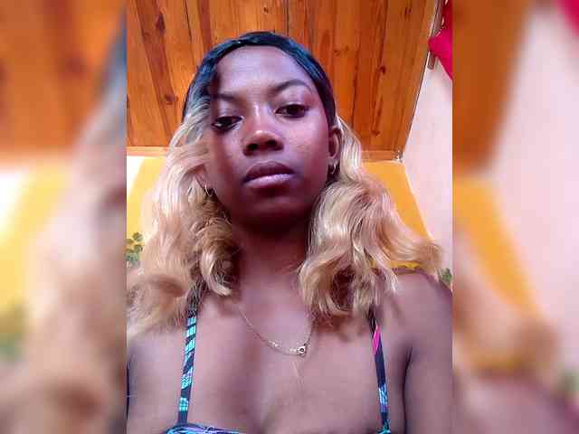 Sahsahsexy webcam