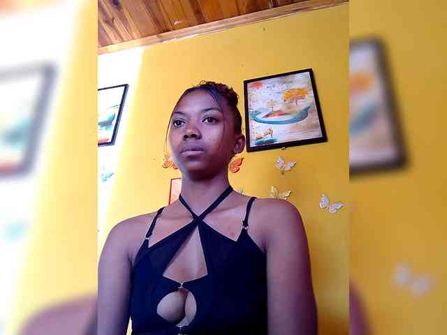 Sahsahsexy webcam